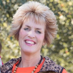 Meet your Posher, Toni